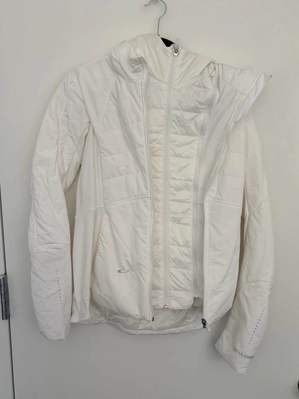 Lululemon Another Mile Jacket Lightweight White Hooded